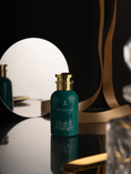 Charger l'image dans la visionneuse de la galerie, Select Your Signature Scent